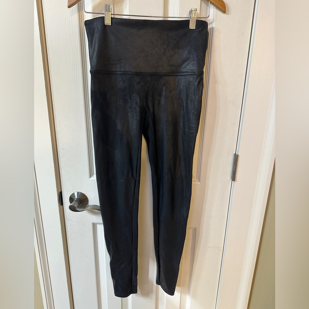 SPANX Shiny Faux Leather Pants XL Black Flattering Slimming Classic